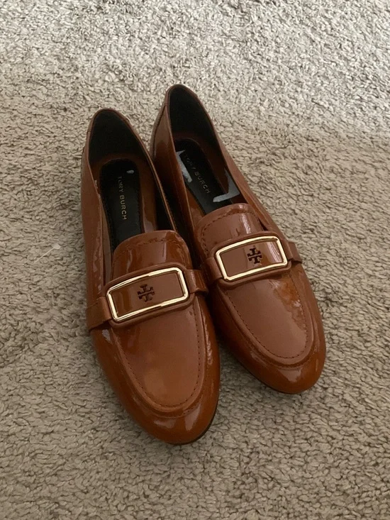 TORY BURCH GEORGIA LOAFER PATENT LEATHER IN TAN CUOIO US SIZE 6 - Picture 2 of 6